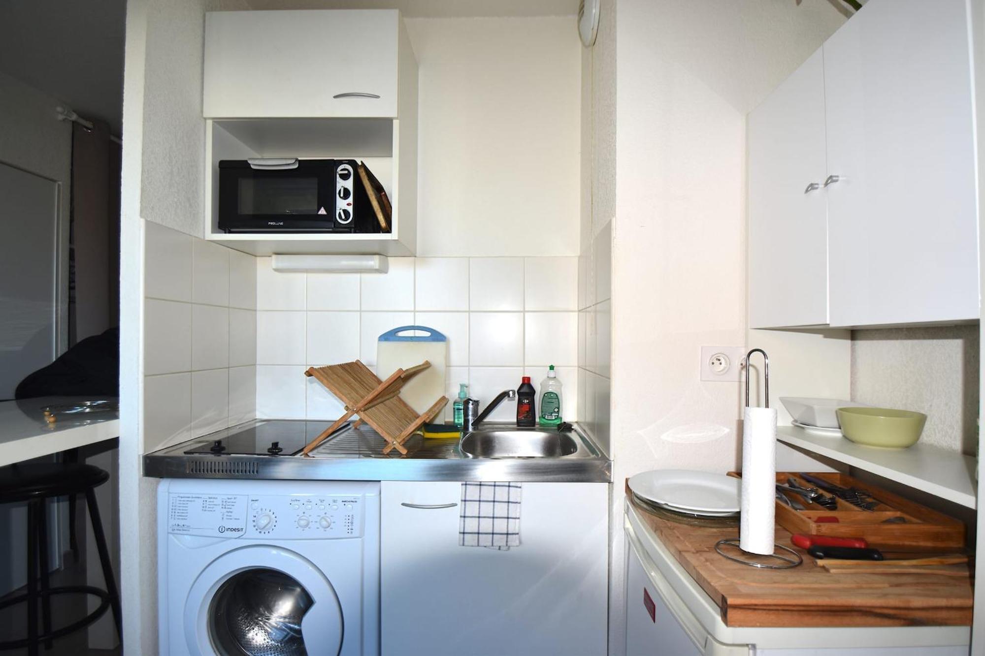 Studio Gare St Roch 1Er Etage - Air Rental 蒙彼利埃 外观 照片
